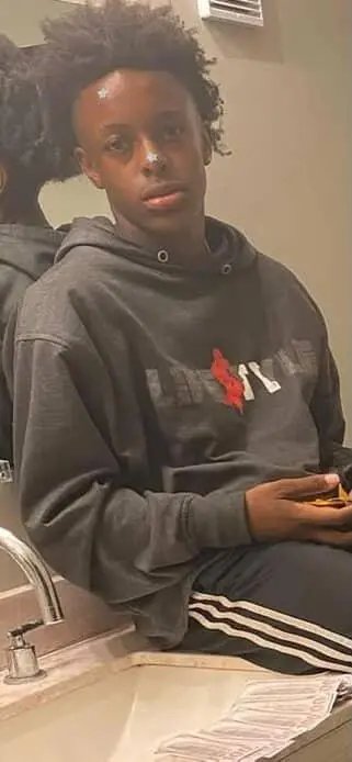 keyondred7500 (18) male from US - sexting partner