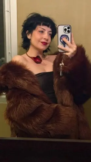 kihefos796 (18) female from GB - sexting partner