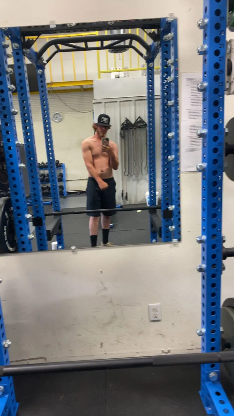 kingslayer2999 (18) male from US - sexting partner