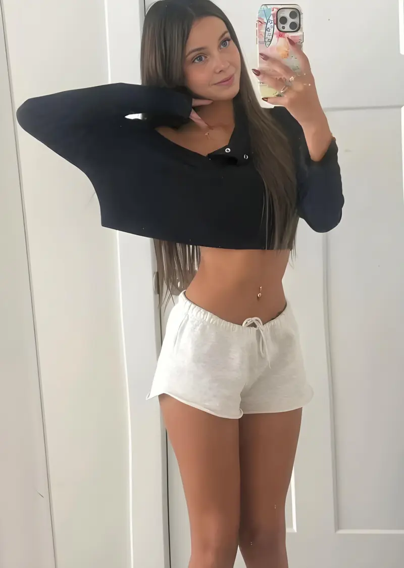 kokar50471 (18) female from GB - sexting partner