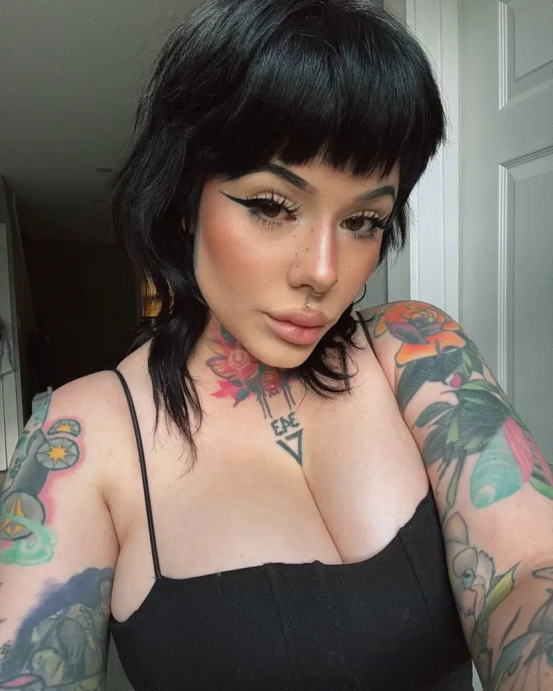 kosami7371 (25) female from US - sexting partner