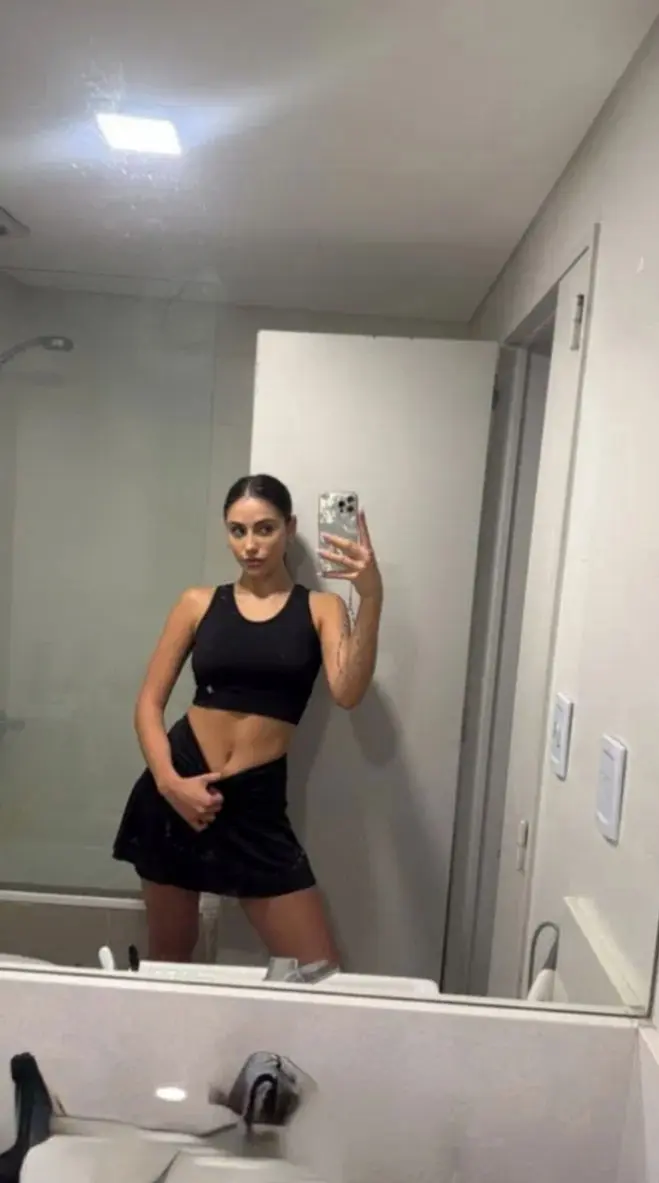 kuquqewu (18) female from US - sexting partner