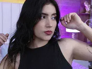 l3fl0be27e (18) female from US - sexting partner