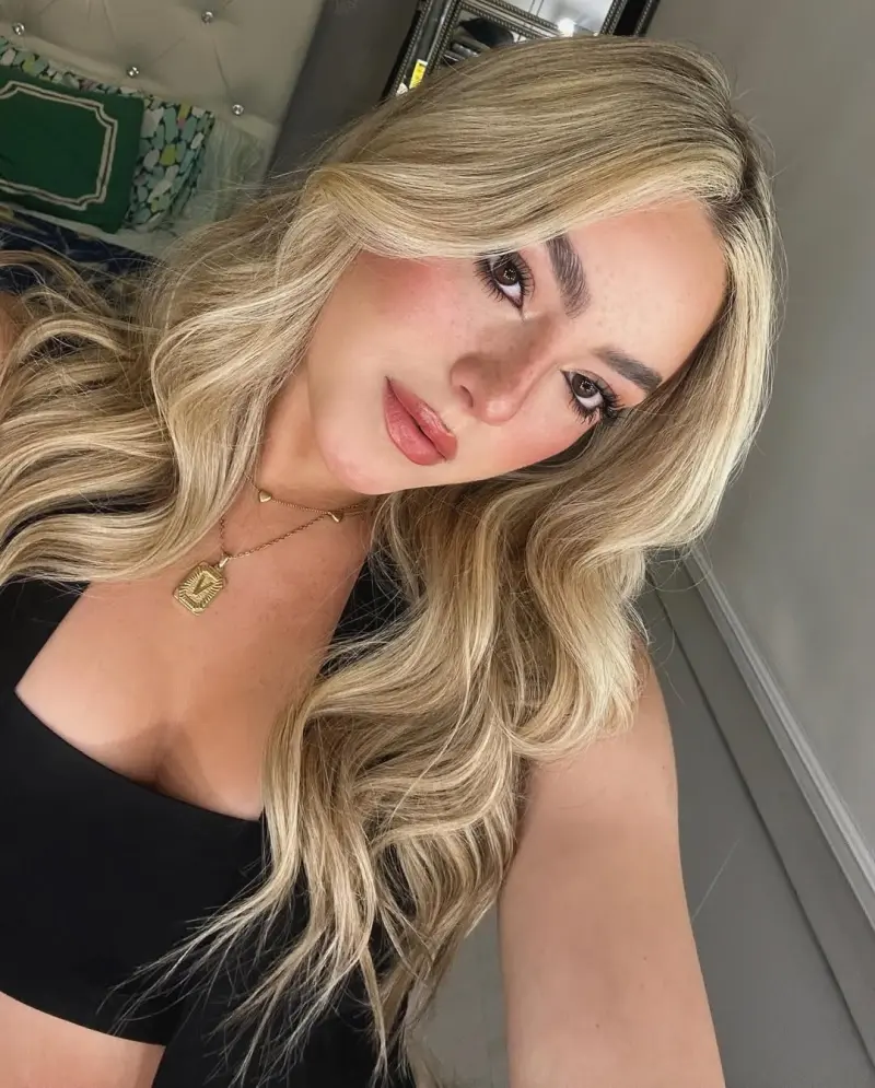 l7jdhph2zj (18) female from GB - sexting partner