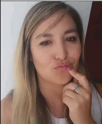 lapona (18) female from US - sexting partner