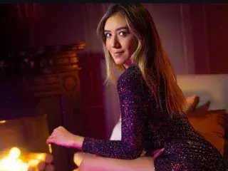 lehiyar474 (18) female from US - sexting partner