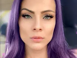 letilag641 (18) female from US - sexting partner