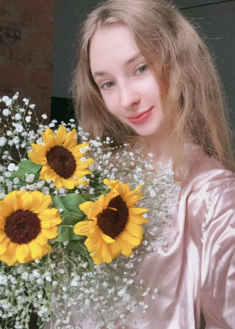 lina21 (18) female from DE - sexting partner