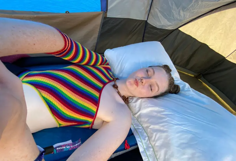 lisaxyo (18) female from GB - sexting partner