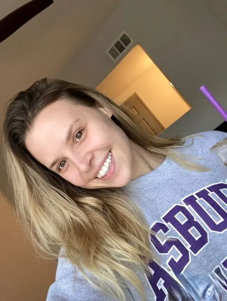 liyaw60974 (18) female from GB - sexting partner