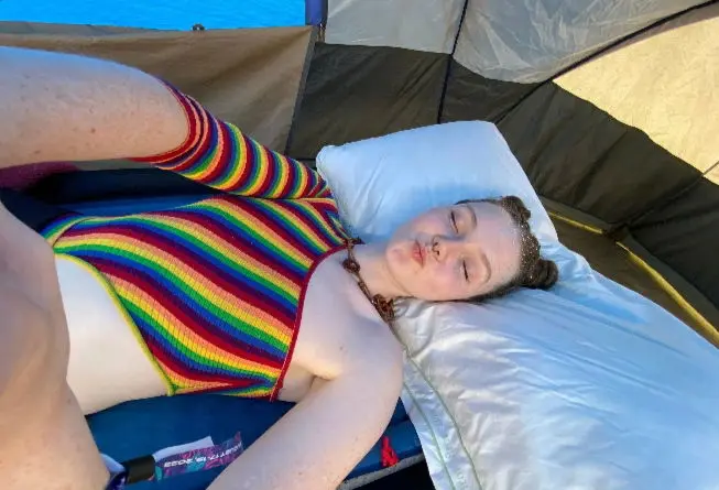 lodyfuxu (21) female from US - sexting partner