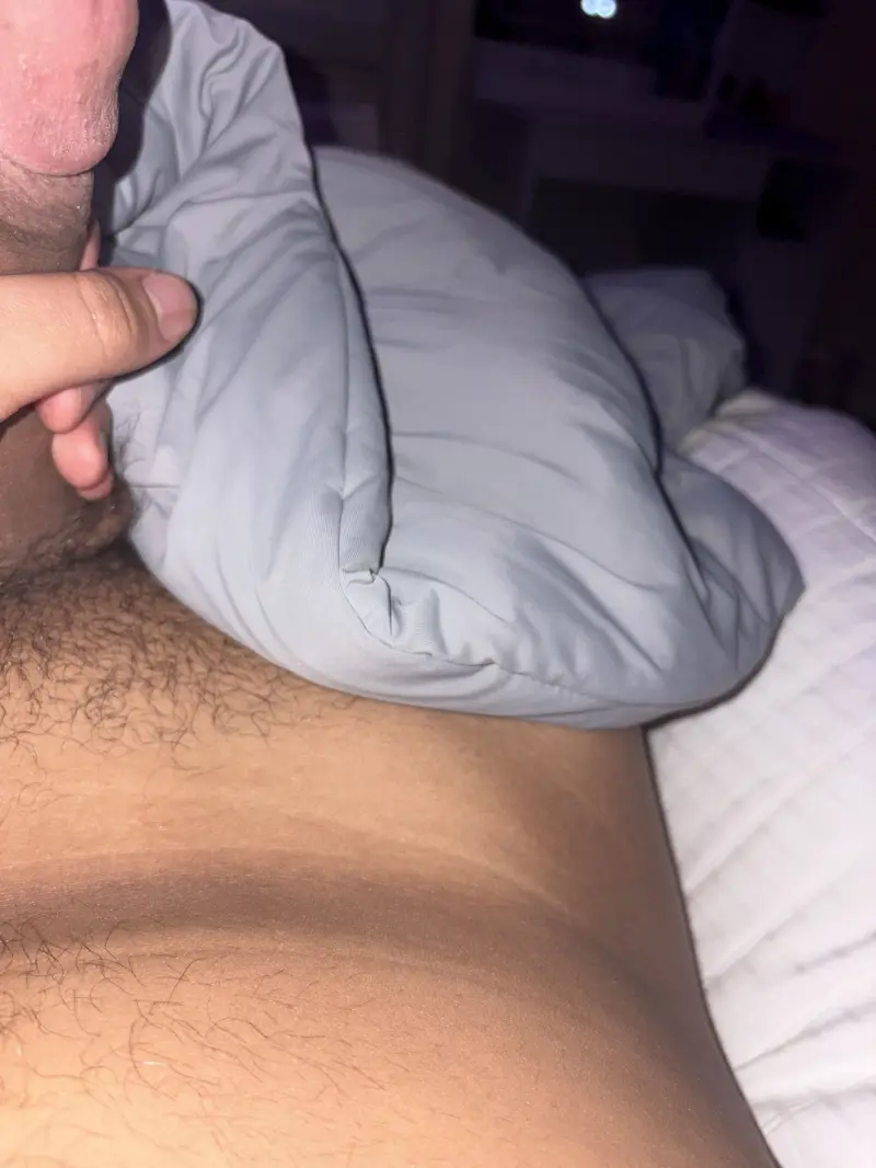 longorialogan782 (18) male from US - sexting partner