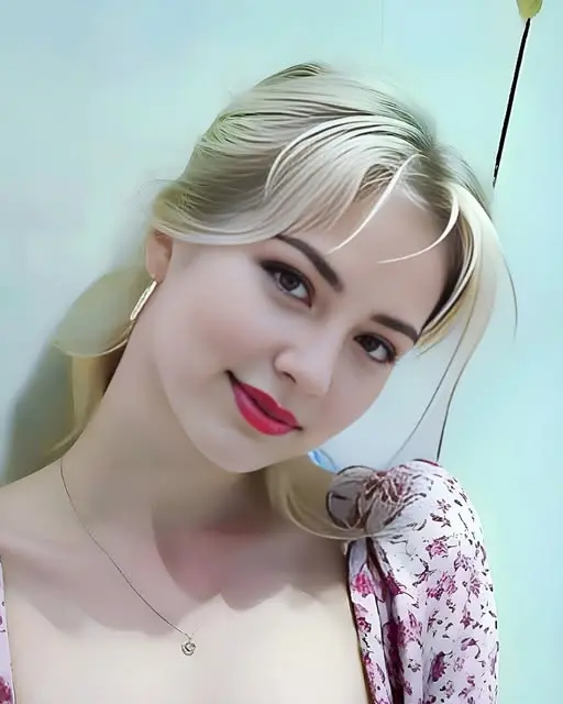 lopoki7730 (18) female from GB - sexting partner