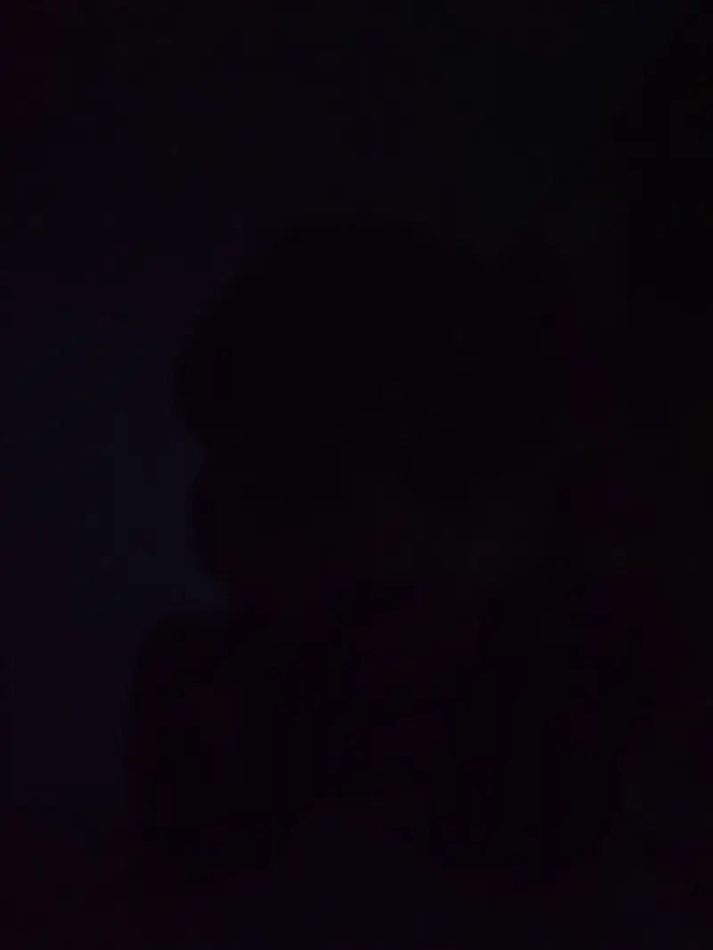 lordiop (25) male from US - sexting partner