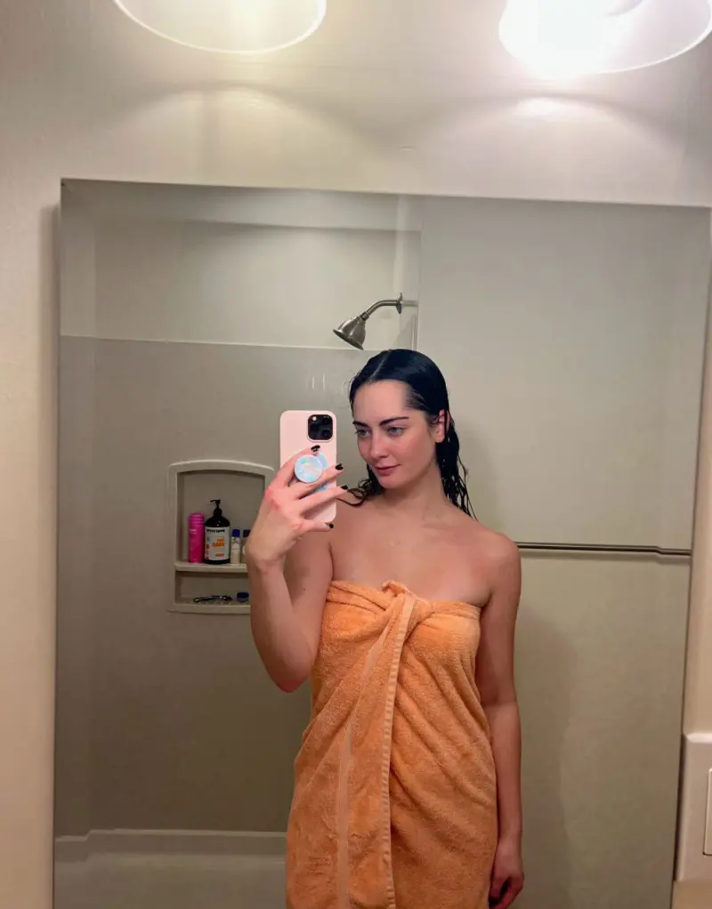 loveme_9 (18) female from CH - sexting partner