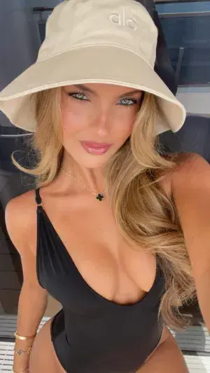 loviwix536 (18) female from DE - sexting partner