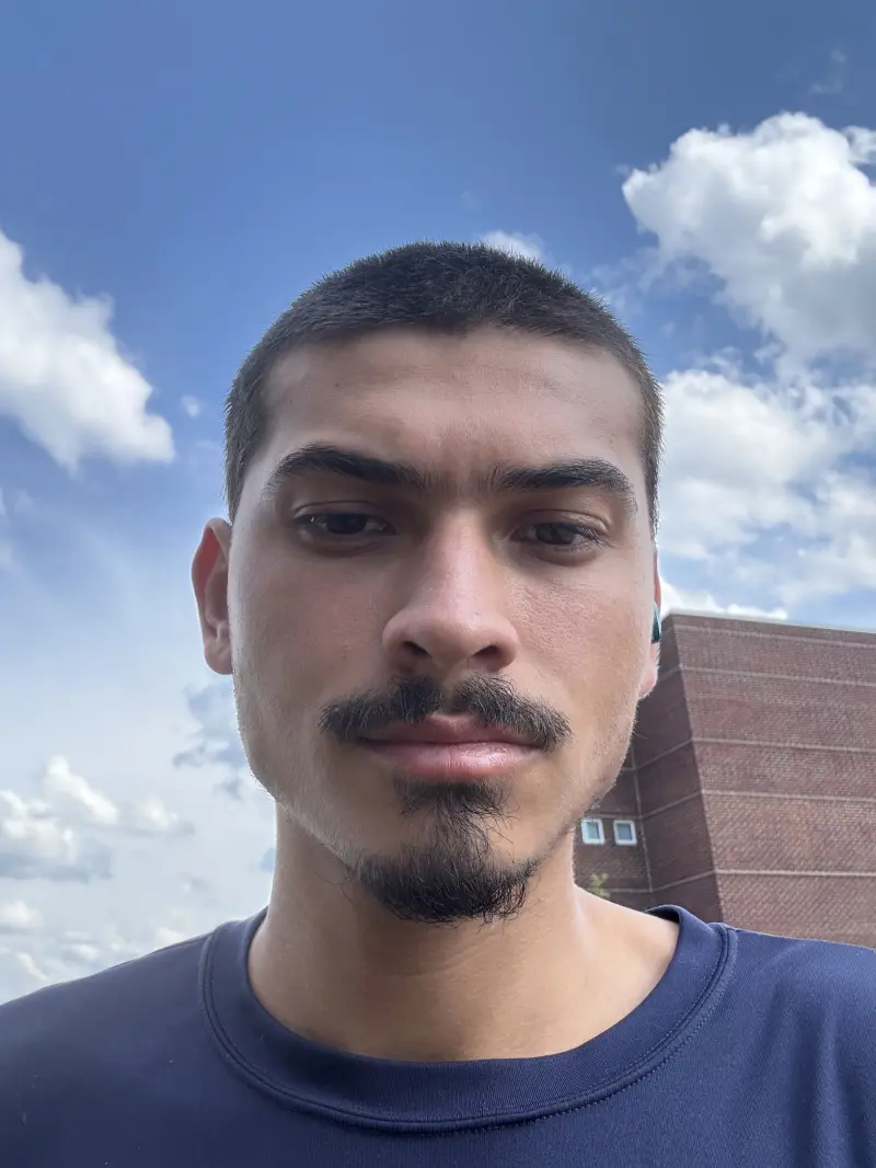 lucastv717 (25) male from US - sexting partner