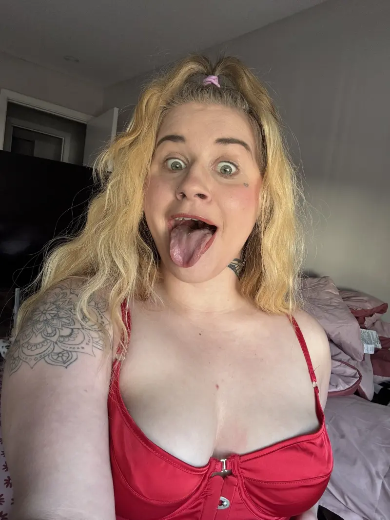 lw61263 (18) male from US - sexting partner