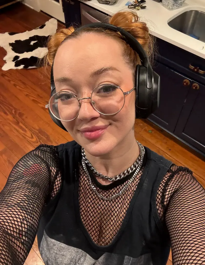 marrysott (18) female from US - sexting partner