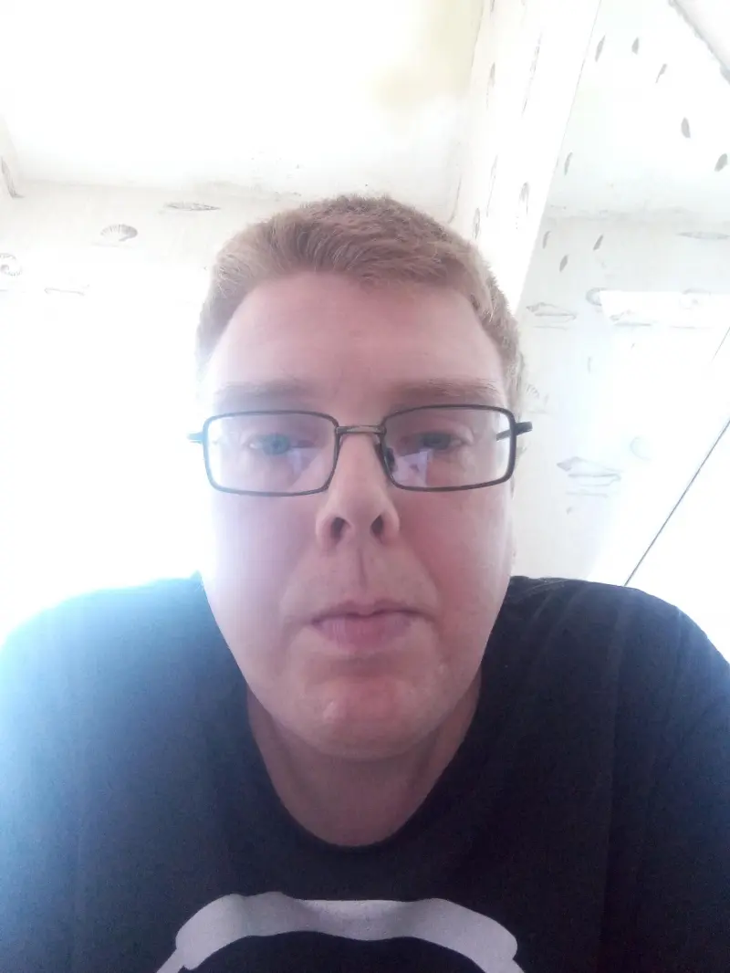 matthewomahoney25 (18) male from GB - sexting partner