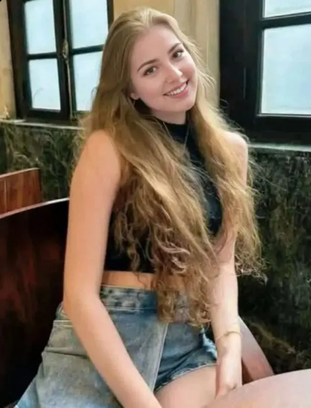 mcrudzjs (18) female from US - sexting partner