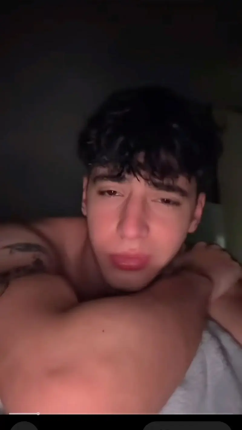 medinaedina10 (21) male from DE - sexting partner