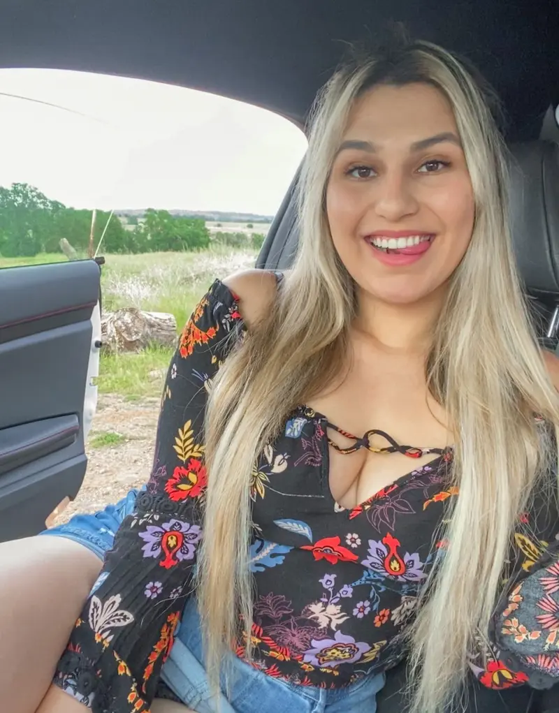 melisha88k (18) female from US - sexting partner