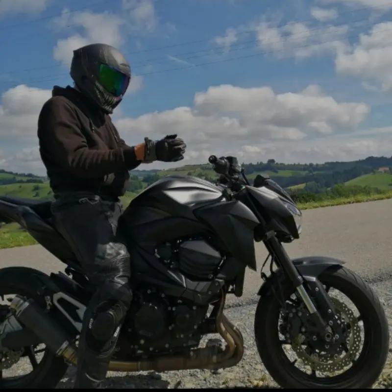 mesda96 (29) male from CH - sexting partner