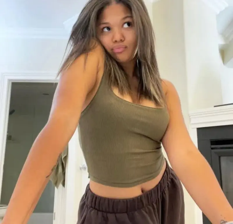 michelle5188 (29) female from US - sexting partner