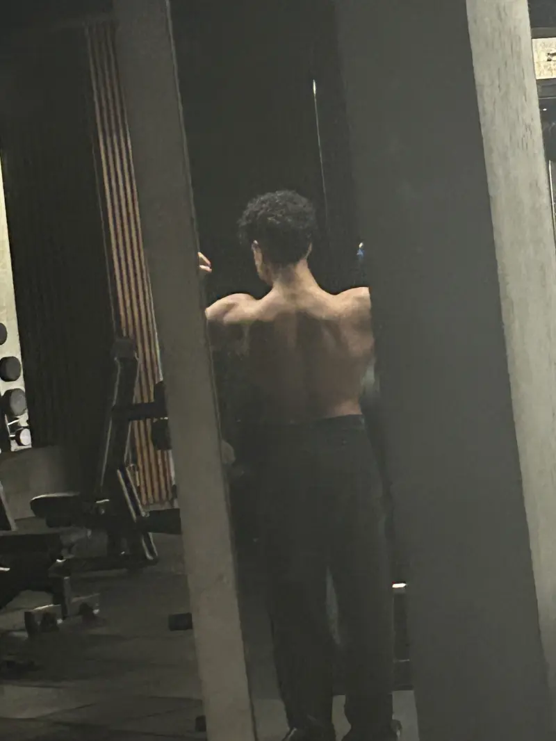 moha298250 (18) male from EG - sexting partner