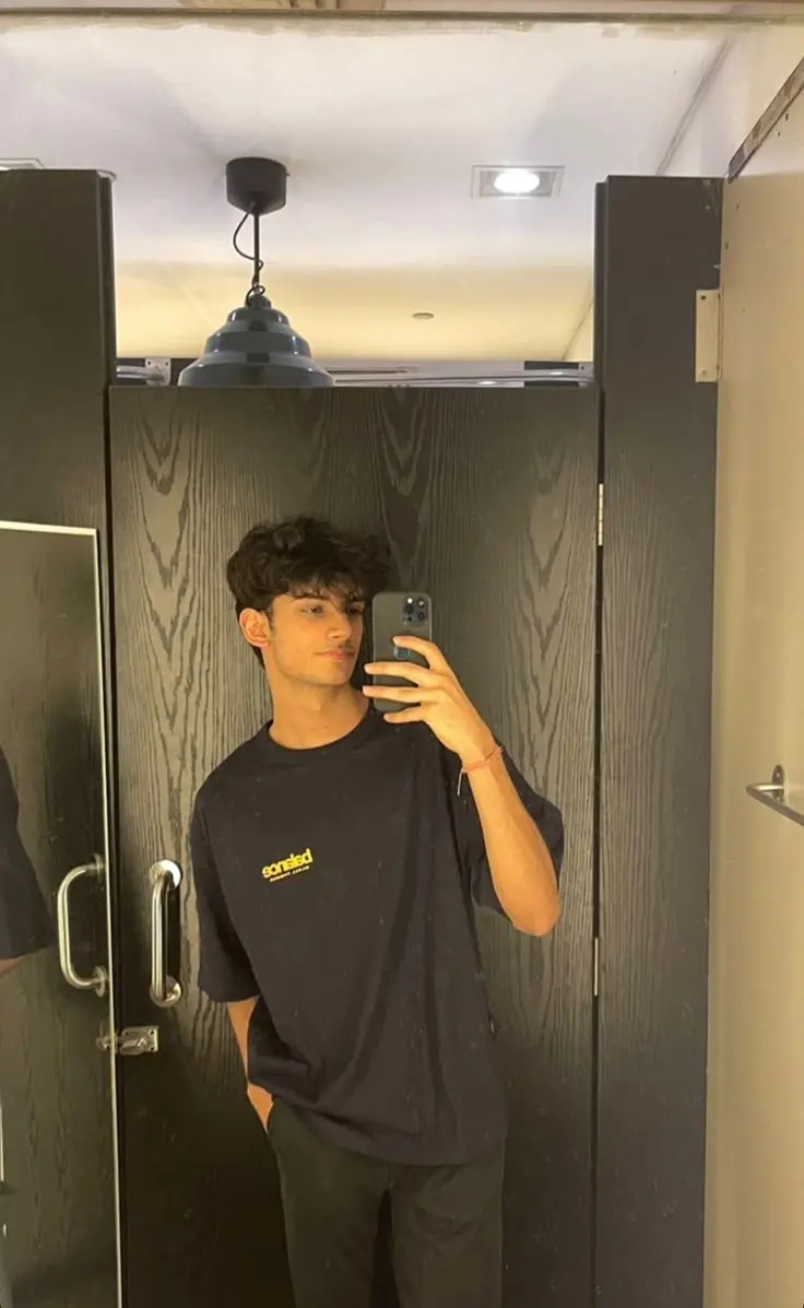 monsoor (18) male from IN - sexting partner