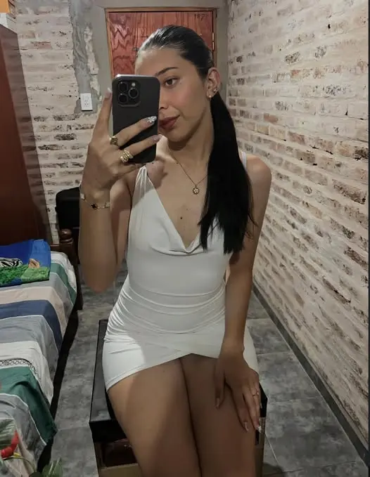 moxesod981 (18) female from CL - sexting partner