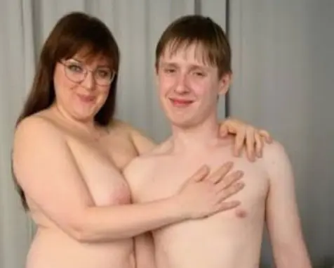 mrog (18) male from IN - sexting partner