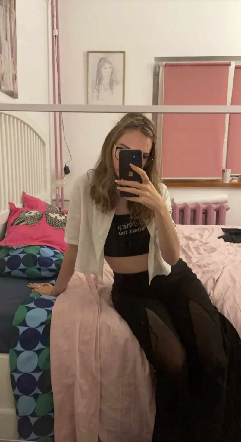 nadiya10 (19) female from US - sexting partner