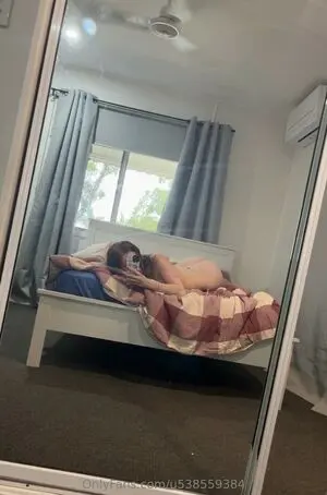 nagewaj379 (18) female from GB - sexting partner