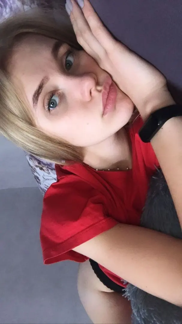 nancy55432dk (21) female from GB - sexting partner