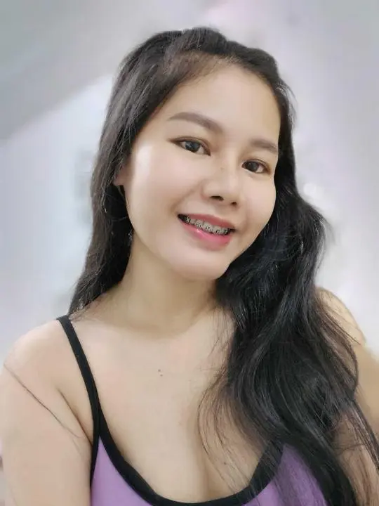 naser89169 (18) female from US - sexting partner