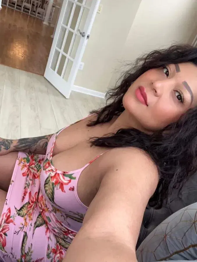 naweda8888 (18) female from AU - sexting partner