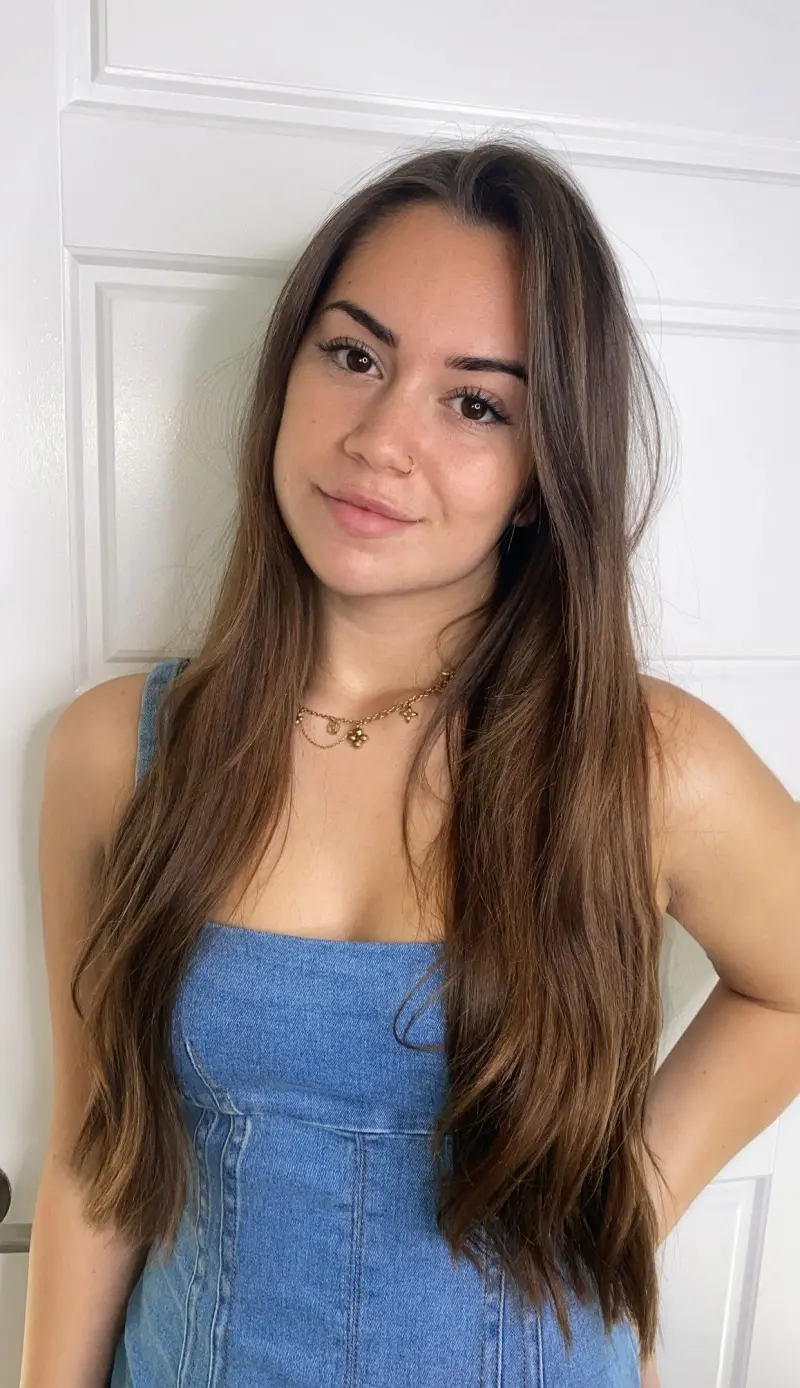 nbcmira (18) female from GB - sexting partner