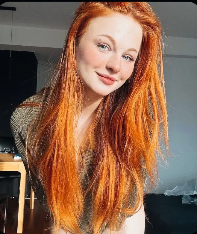 nilacyho (18) female from US - sexting partner