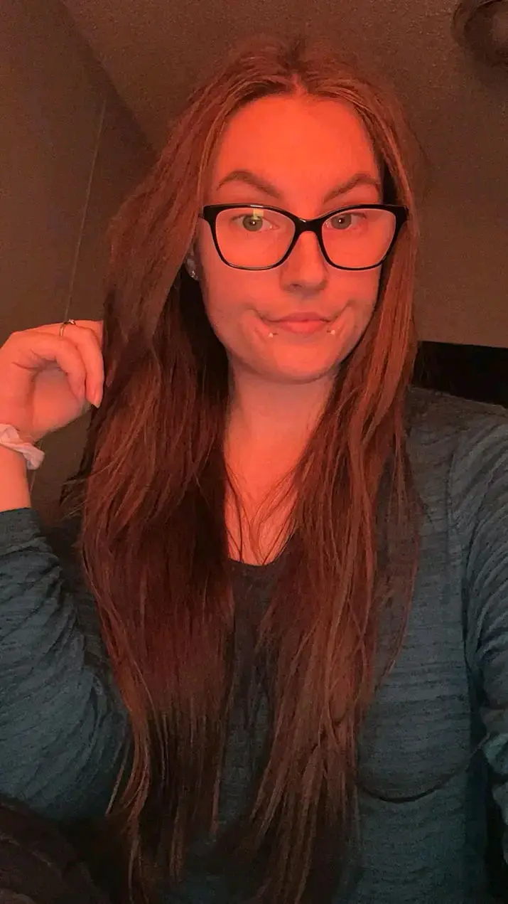 niweri4637 (18) female from US - sexting partner