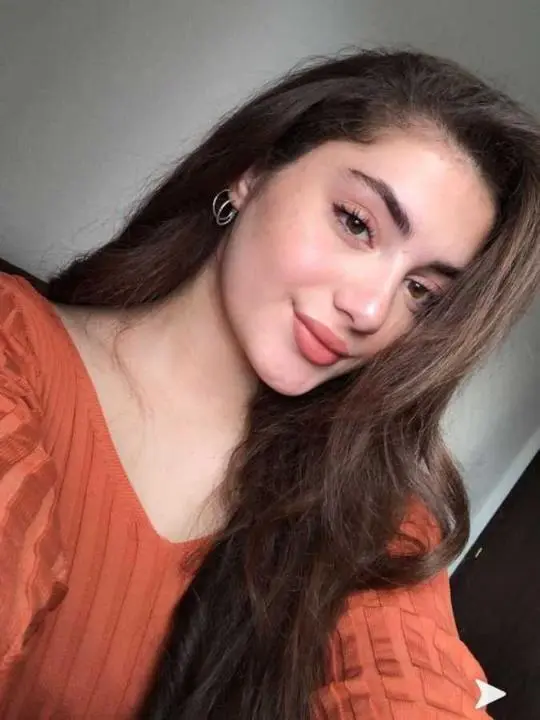 nycuxyro (18) female from US - sexting partner