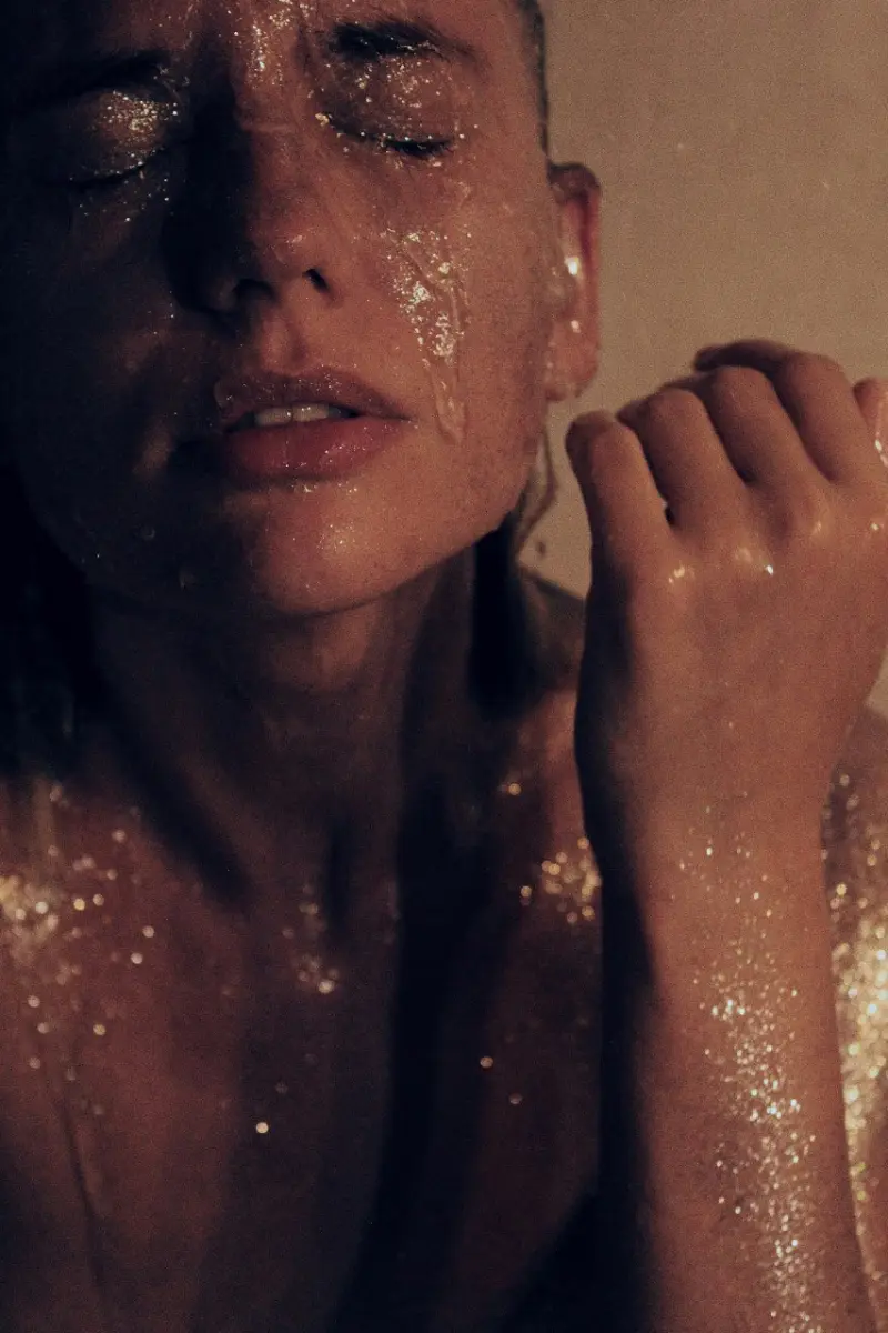 nykizefy (23) female from NO - sexting partner