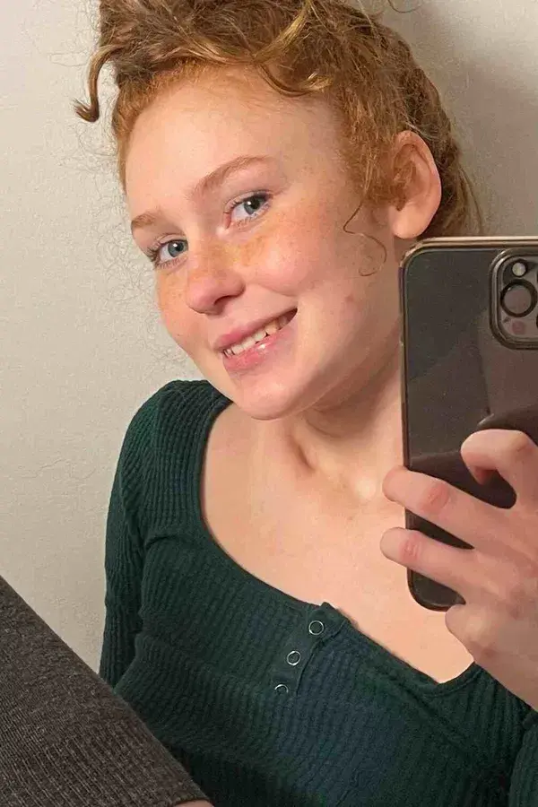 palifay941 (18) female from DE - sexting partner