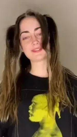 paxot60564 (18) female from GB - sexting partner