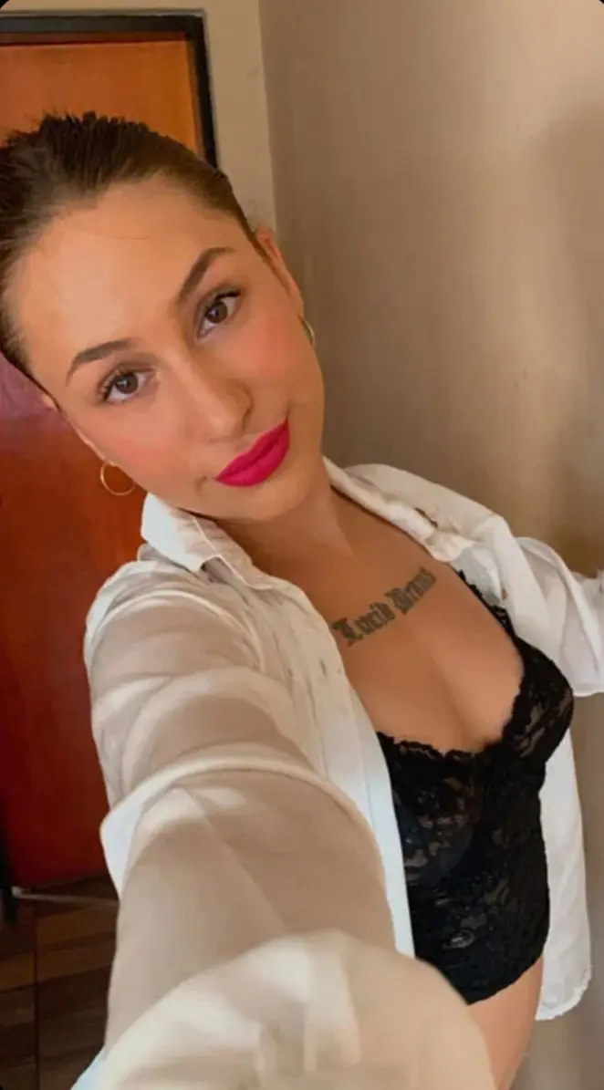 petobeqi (18) female from US - sexting partner