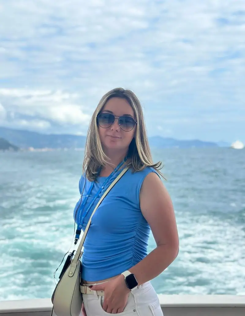 pigijikl (21) female from AU - sexting partner