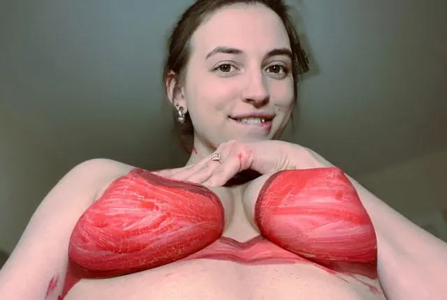 pinil58636 (23) female from US - sexting partner