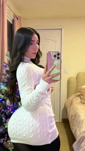 pixil74460 (18) female from UY - sexting partner