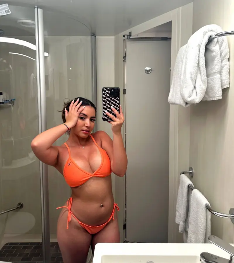 pobokab539 (18) female from GB - sexting partner